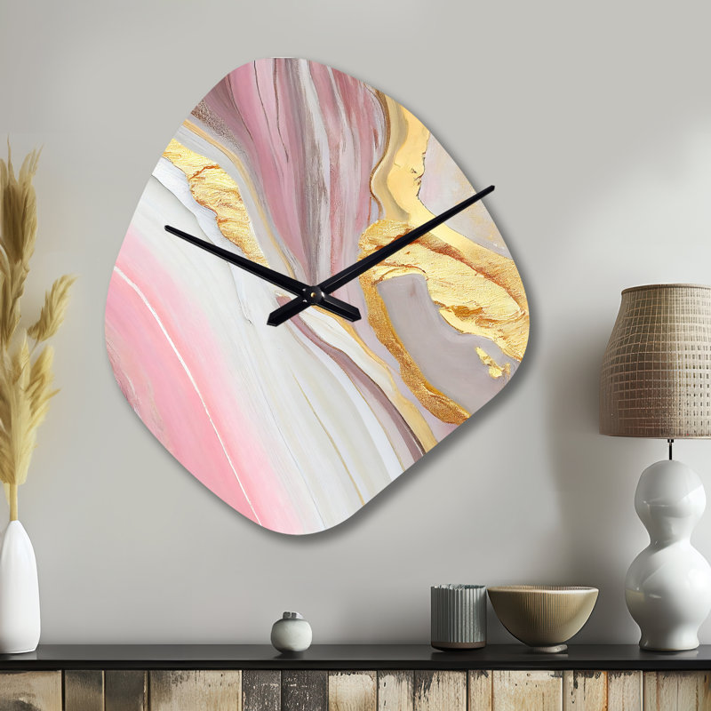 Rose et or marbre abstrait III - horloge asymétrique en métal en marbre, horloge murale moderne de forme irrégulière, Grand