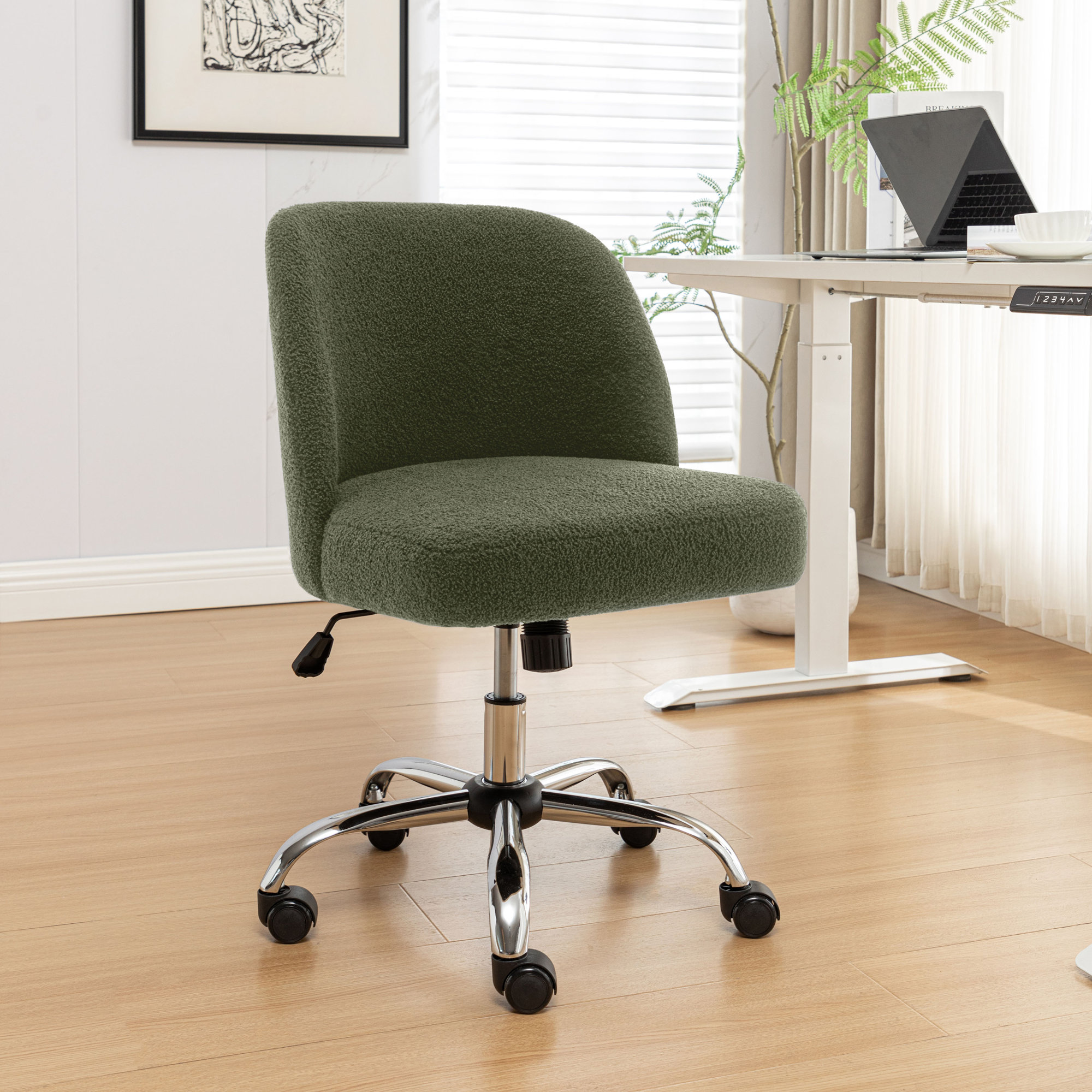 Brodyn Swivel Office Chair, Green