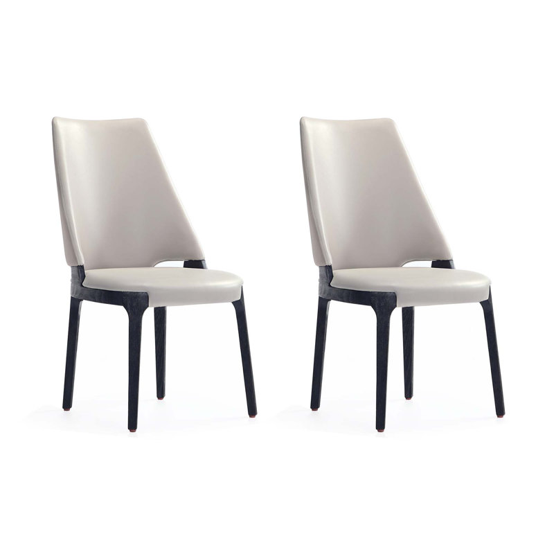 Chaise de salle à manger rembourrée en cuir de hêtre Kara, Gris clair