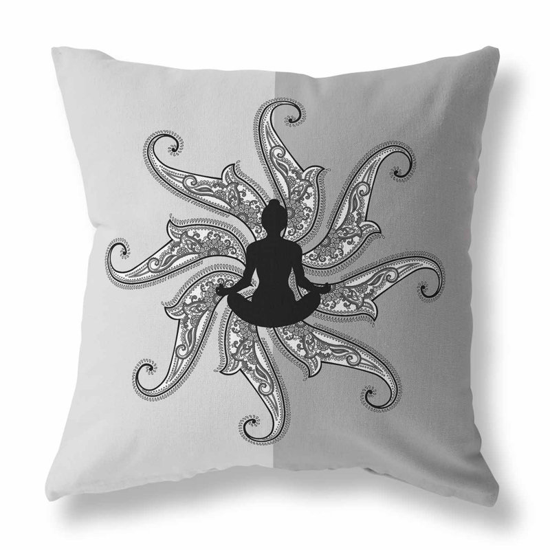 Coussin Mystic Silence Broadcloth, H 16 po x l 16 po, Argent / gris / foncé