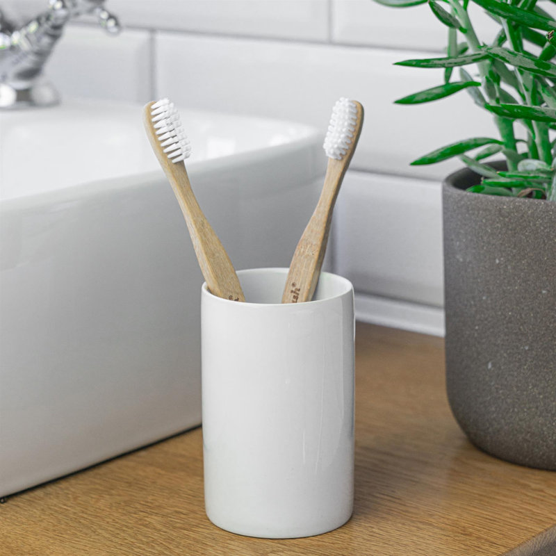 Harbour Housewares - Ceramic Toothbrush Holder, White