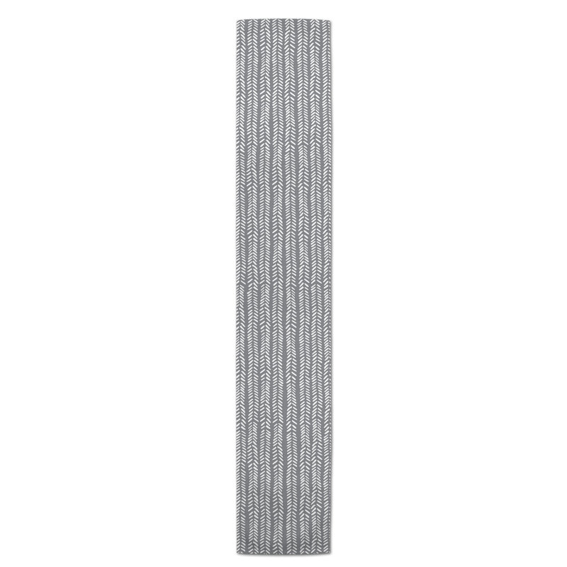 Chemin de table en losanges pointillé Nalston, 72 po x 16 po, Gris, Géométrique 2
