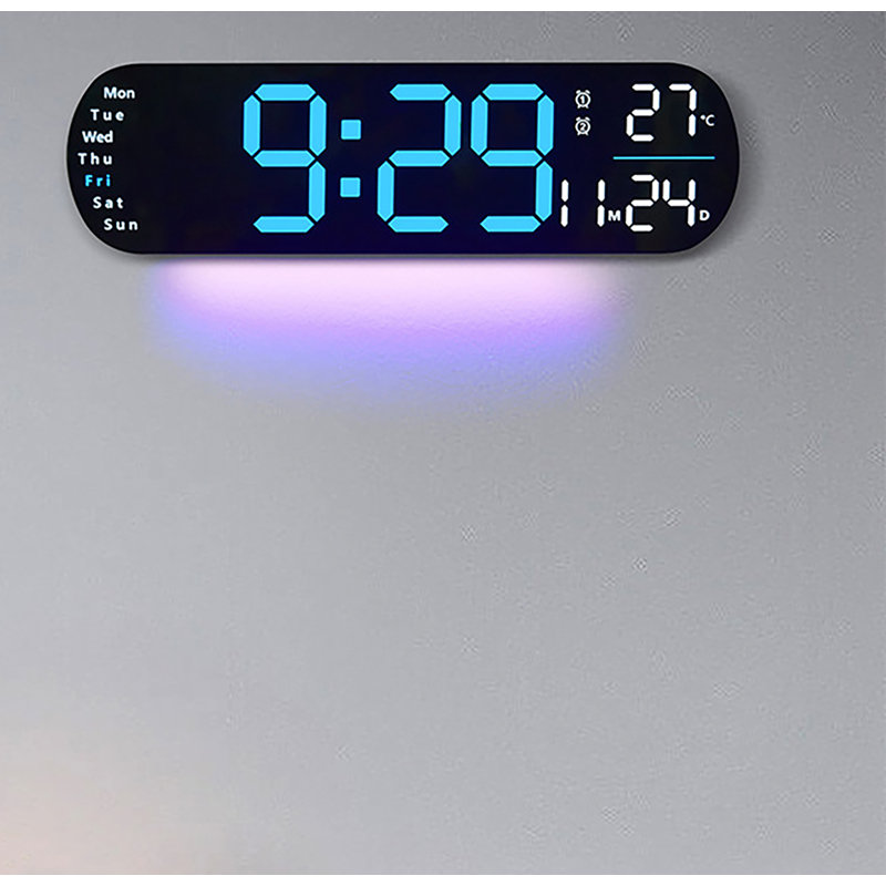 Darielis Wall Clock, Blue