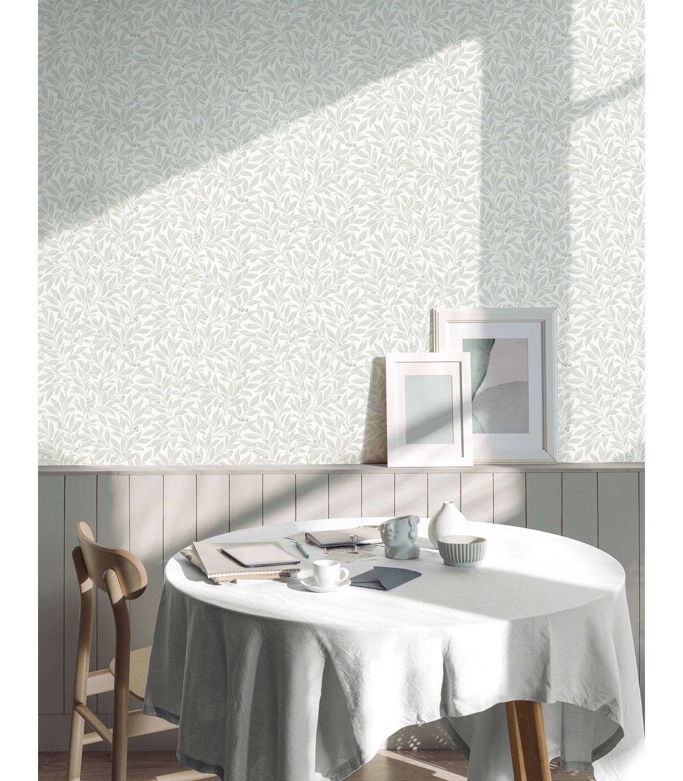 Vine Wallpaper Double Roll, Gray