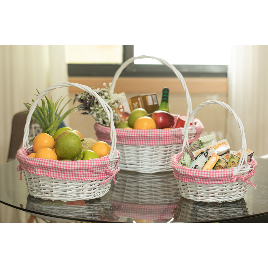 White Round Gingham Liner and Handle Gift Willow Basket (Set of 3) Rosalind Wheeler 