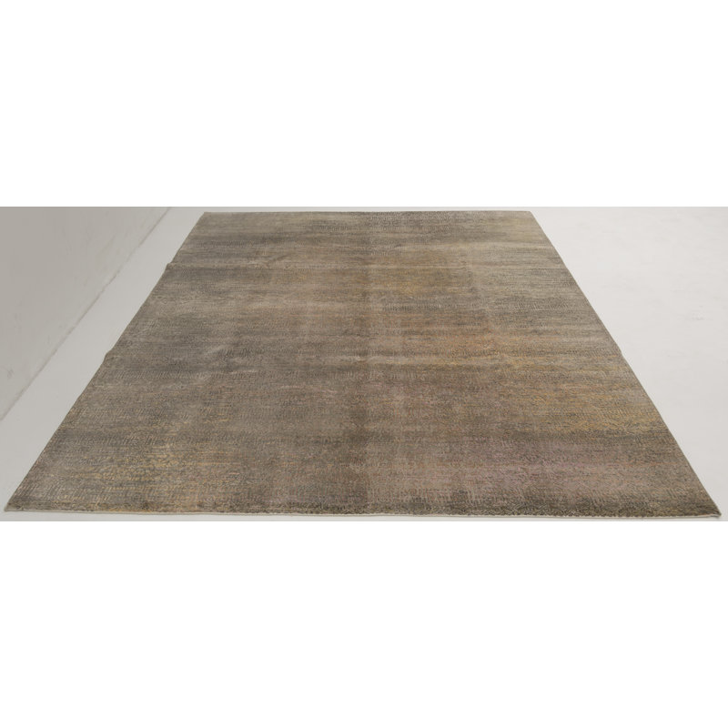 Handmade Cotton and Silk Abstract Area Rug