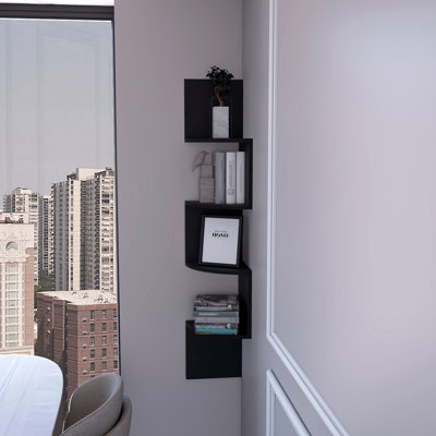 Full-Wall Floating Shelf