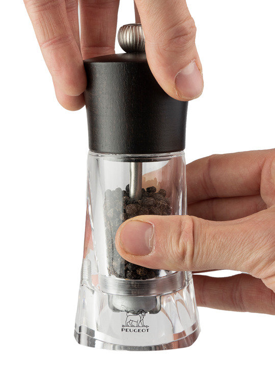 Oleron Peugeot Pepper Mill, 5.52" H x 2.75" W x 2.75" D, Chocolate, Salt Mill
