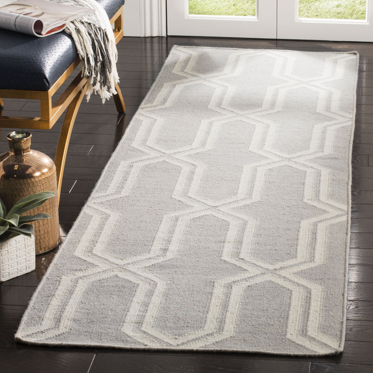 Rodgers Hand Woven Flat Weave Wool/Cotton Geometric Rug in Gray/Ivory