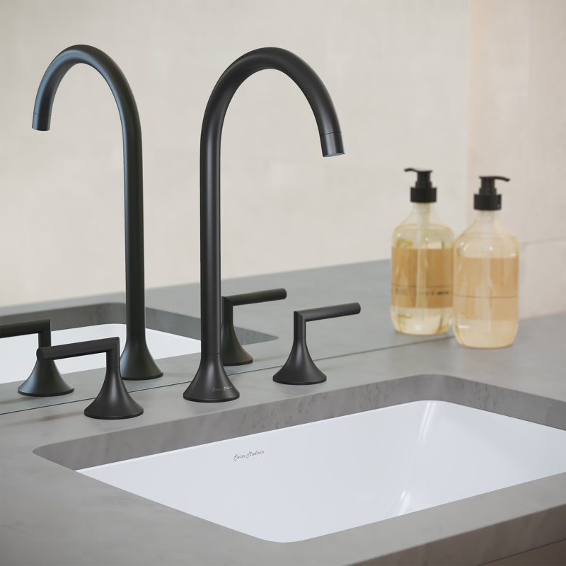 Robinet de salle de bain espacé 8 po Daxton, Noir mat