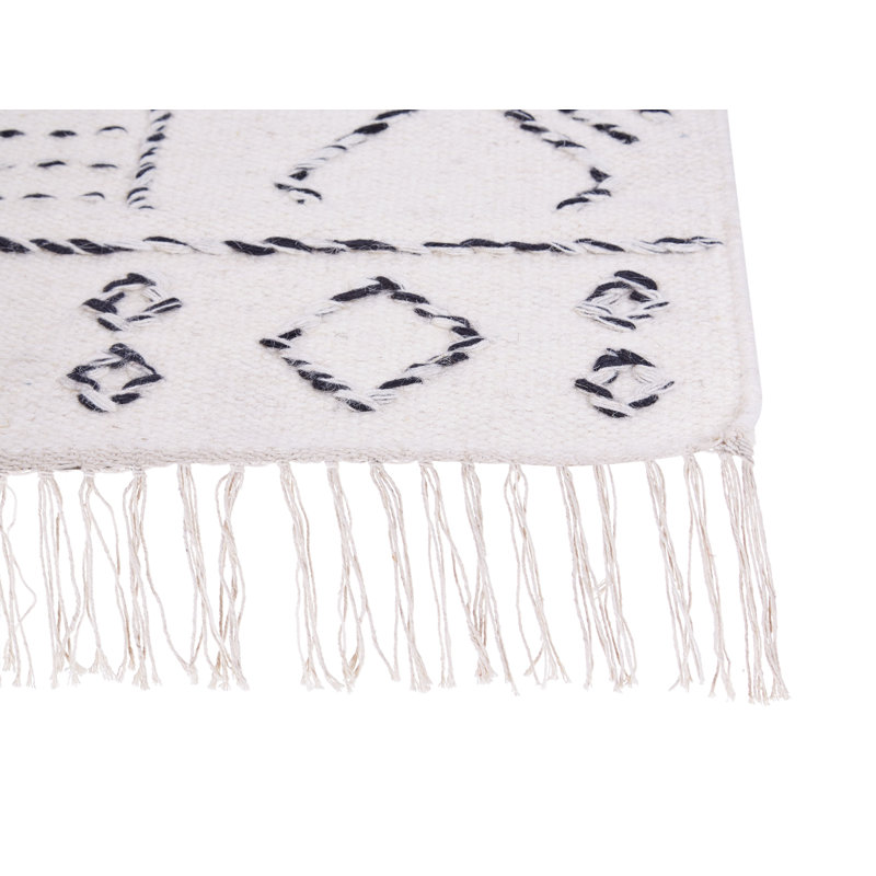 Terell Southwestern Hand Woven Area Rug, Rectangle 140 x 200cm