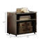 Table de chevet en aluminium pour rehausser la chambre à coucher avec 2 tablettes et une garniture cloutée fine à 2 tablettes faites d'une décoration élégante