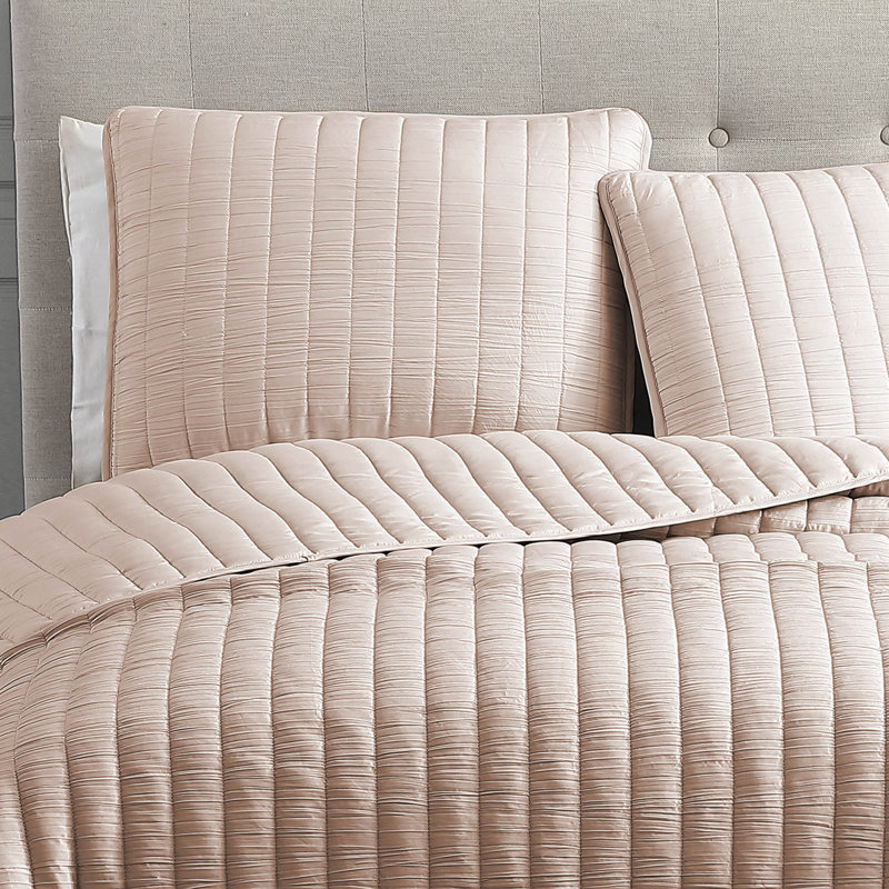 Blush Pink Full Reversible Quilt Set with Shams