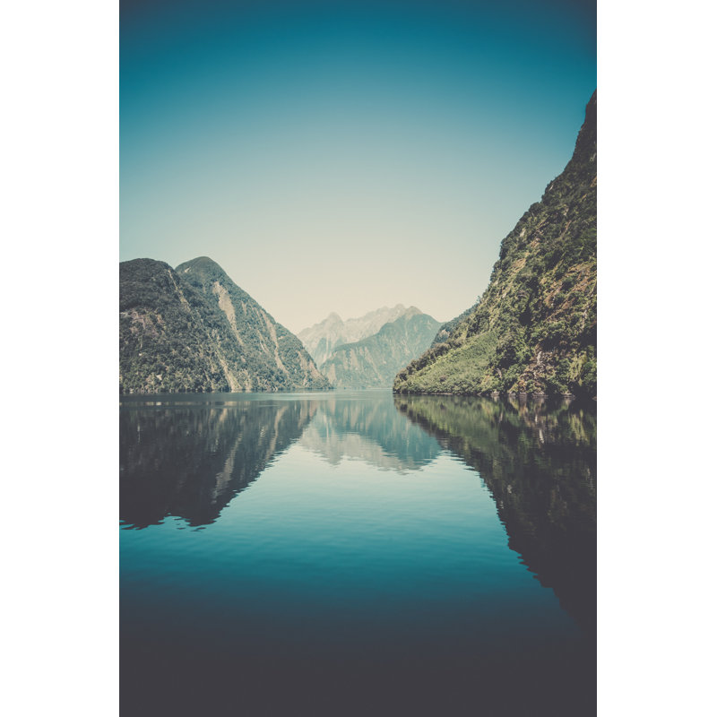 Milford Sound Landscape par Onfokus, H 36 po x l 24 po