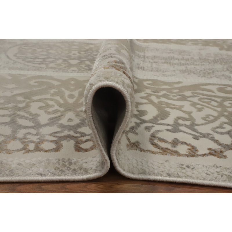 Tapis élégant à motif traditionnel 5 x 7 avec motif ornemental distinctif