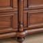 Armoire d'appoint en noyer massif