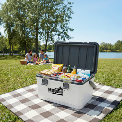 Mountview 22L Ice Chest in White