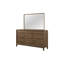 Élégante commode à 9 tiroirs avec beaucoup de rangement, parfaite pour organiser et rehausser n'importe quelle chambre à coucher ou espace de vie.