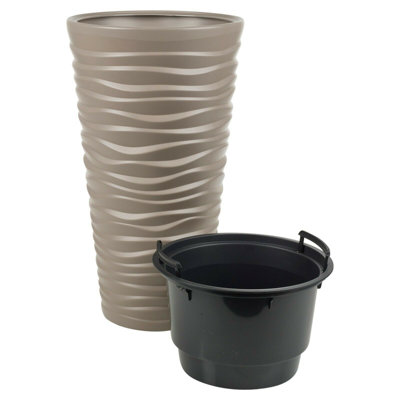 Brandenburg Pot Planter