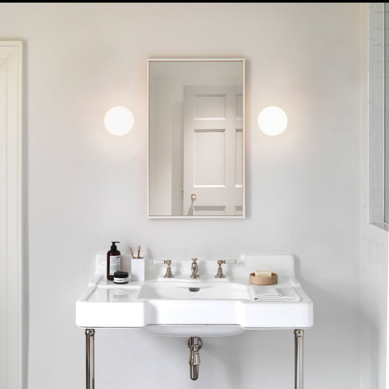 Zeppo 1 - Light Bath Sconce, Polished Chrome