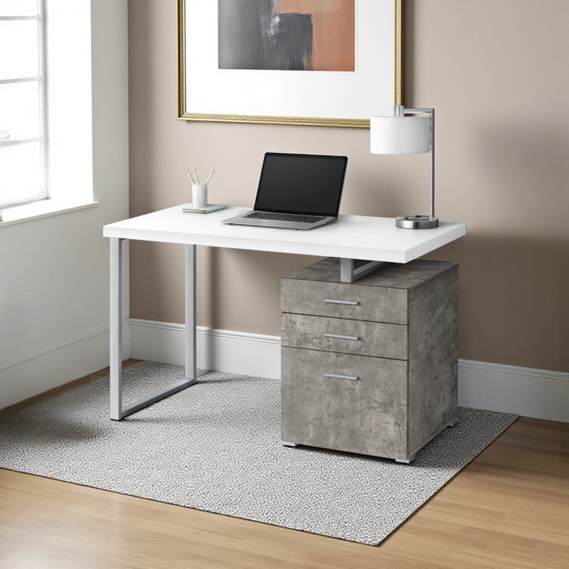 Bureau d'ordinateur Bristol