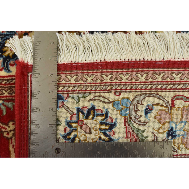 Tapis Qom fin 3’4” x 4’11” rouge laine/soie, tapis traditionnel noué à la main