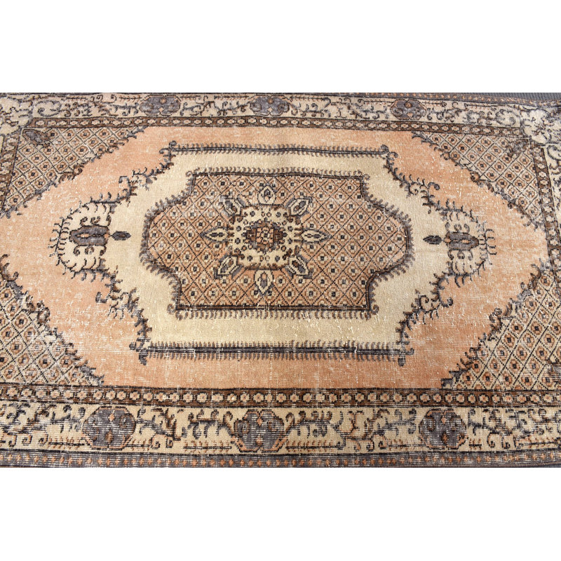 Tapis décoratif en laine beige 44,9 x 75,6 pouces