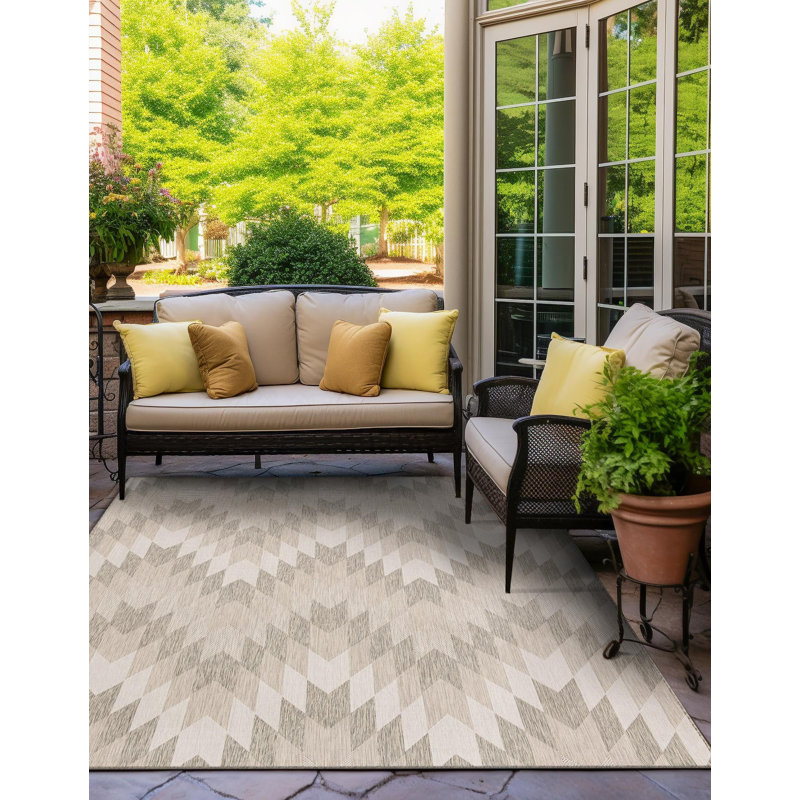 Aucun tapis gris Nykeia, Carré 7 pi 10 po