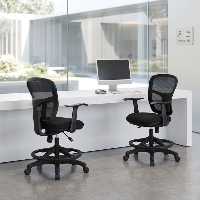 Chaise de dessinateur, chaise de bureau haute avec dossier en maille, accoudoirs, chaise de bureau ergonomique de direction avec repose-pieds.
