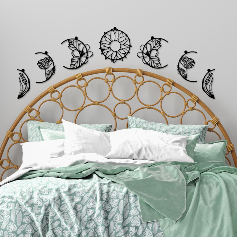 Élégante décoration murale en métal noir (7 pièces) | Fabrication 100% métal, épaisseur: 0,06 po | Tailles: 9,8 po x 10,6 po, 9,1 po x 10,6 po, 5,9 po x 9,1 po, 3,9 po x 9,1 po | Parfait pour le salon, la chambre à coucher et le bureau