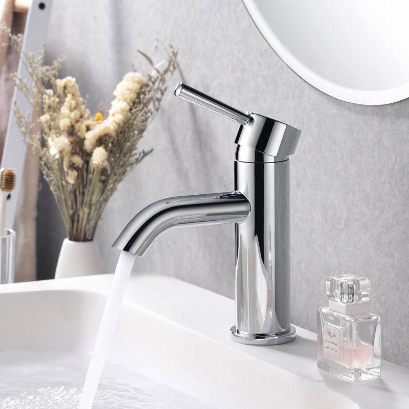 Robinet de lavabo de salle de bain à vasque courte à fixation sur le comptoir Euro Collection - Chrome poli, Chrome poli