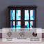 Vitrine lumineuse en chêne cerise avec portes en treillis de verre-1108029676