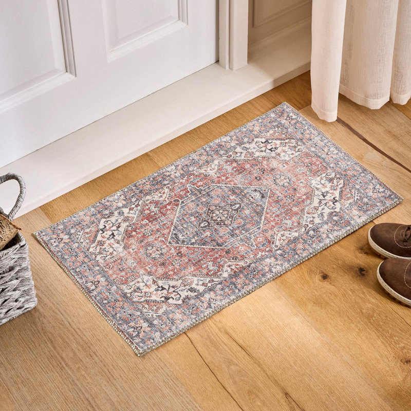 Tapis rose Majestic, Tapis de couloir 2 pi 7 po x 9 pi 10 po