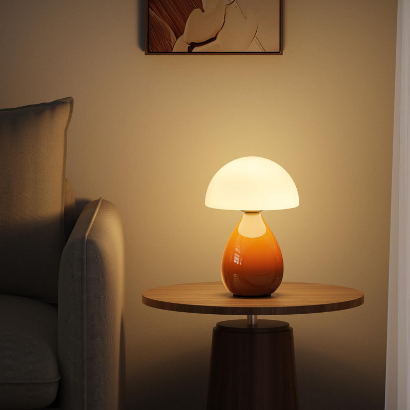 Petite lampe de table moderne