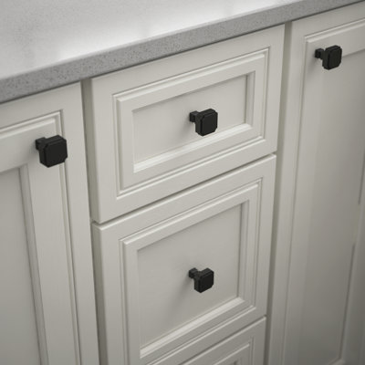 1 1/8 Length Square Knob