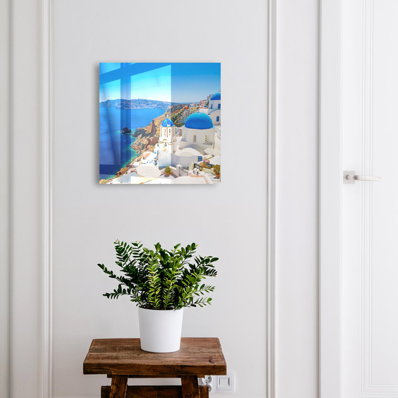 Key box, Opens to the right, 30x30x5, White, White buildings with blue domes by the sea, 