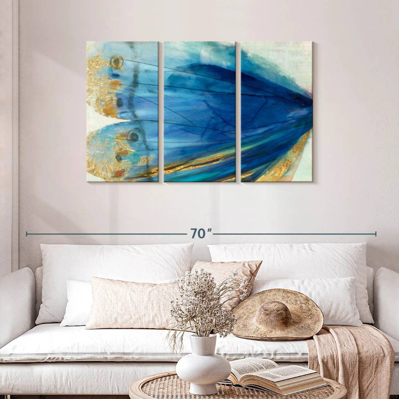 Avery Wing I, 28" H x 45" W