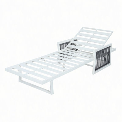 Structure de méridienne d'extérieur en fer avec accoudoirs en corde, dossier réglable inclinable, capacité de poids de 400 lb, structure de terrasse de patio sans coussin