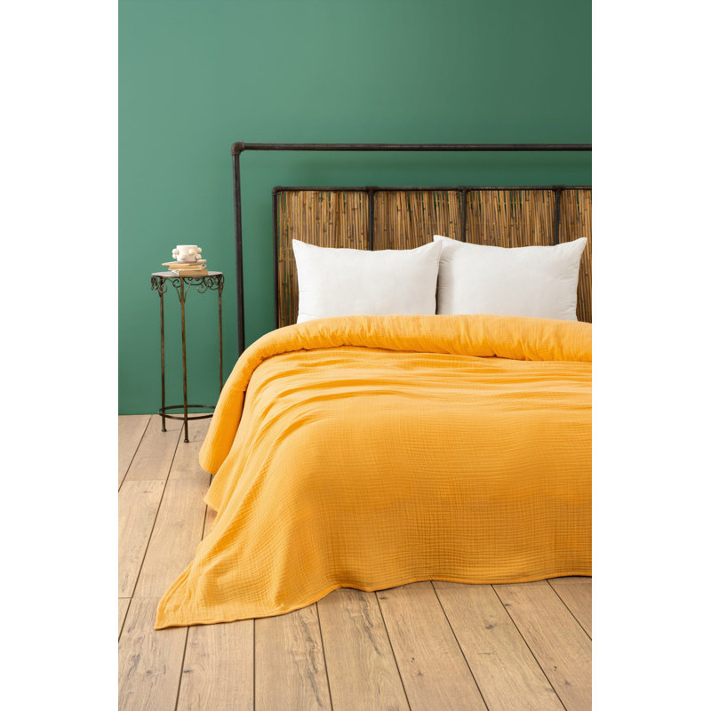 Couvre-lit double de qualité supérieure, 100% coton, jaune, 86,6 po x 98,4 po | Lavable à la machine à 86-104 ° F | Tissu doux et durable à 4 épaisseurs | Idéal pour les chambres douillettes et la décoration élégante, le confort luxueux et l'entretien facile