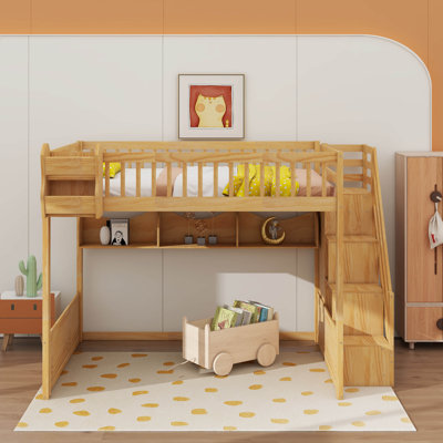 Lit mezzanine avec escalier et garde-robe, structure de lit mezzanine en bois avec tablettes, espace sous le lit
