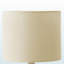 Lampe de table standard en résine beige et lin Alya, H 14,81 po x l 9,31 po x P 9,31 po