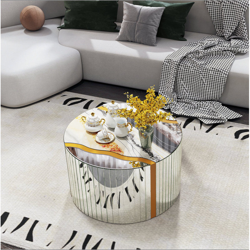 Table basse compacte en marbre