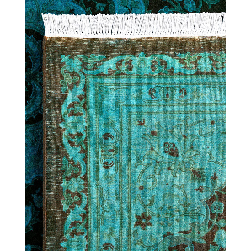 Tapis unique en laine 8 pi 2 po x 10 pi 3 po Nesoi