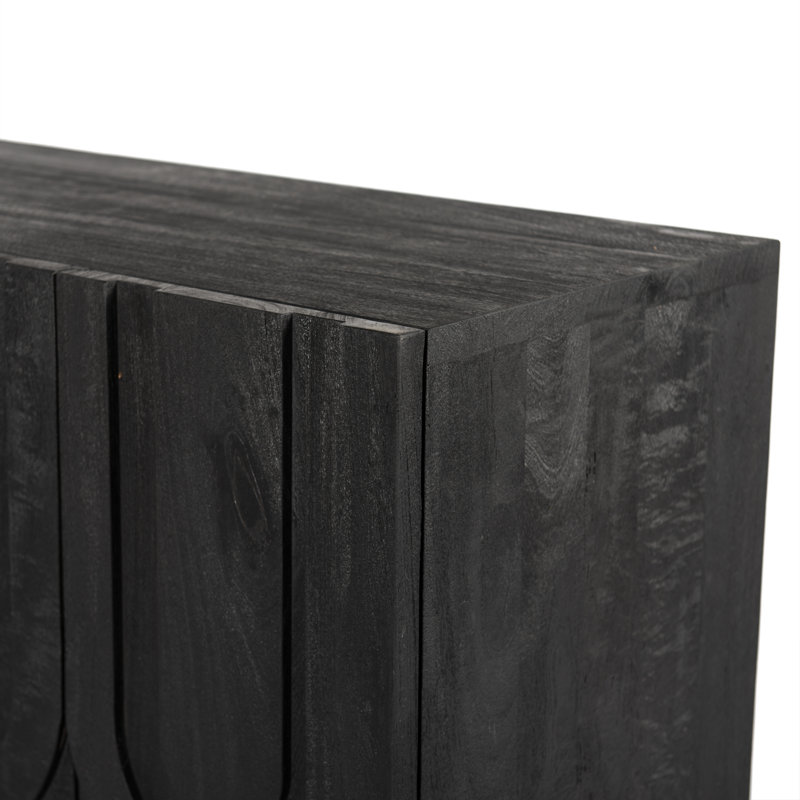 Rivka Media Console, Dark Totem