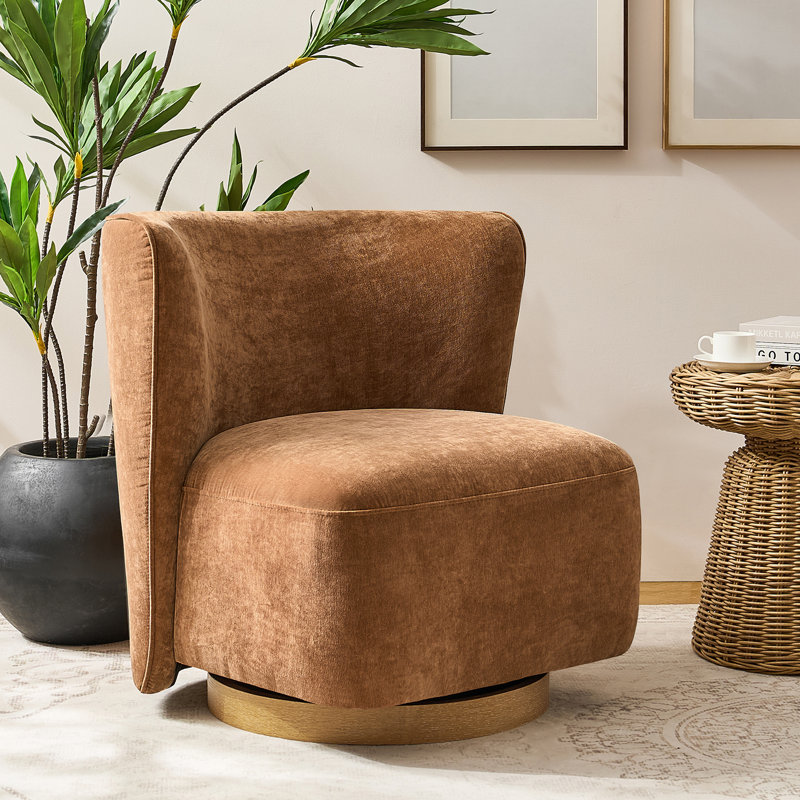 Fauteuil demi-tonneau pivotant à oreilles et rembourré avec rembourrage moderne Maris, Caramel