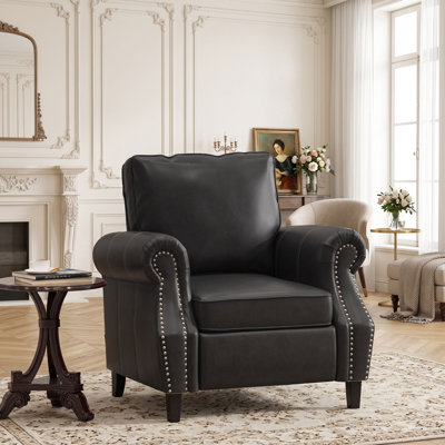Fauteuil club contemporain en similicuir avec accoudoirs roulés et garniture cloutée, fauteuil de salon moderne