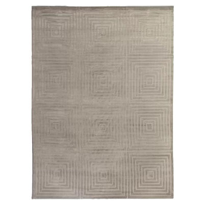 Dove Embossed Geometric Area Rug in Silver