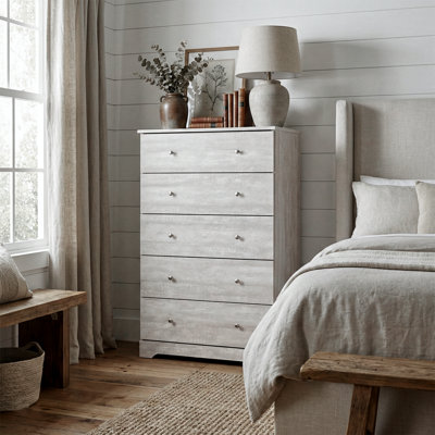 Blaklee 31.3" W 5-Drawer Wood Dresser