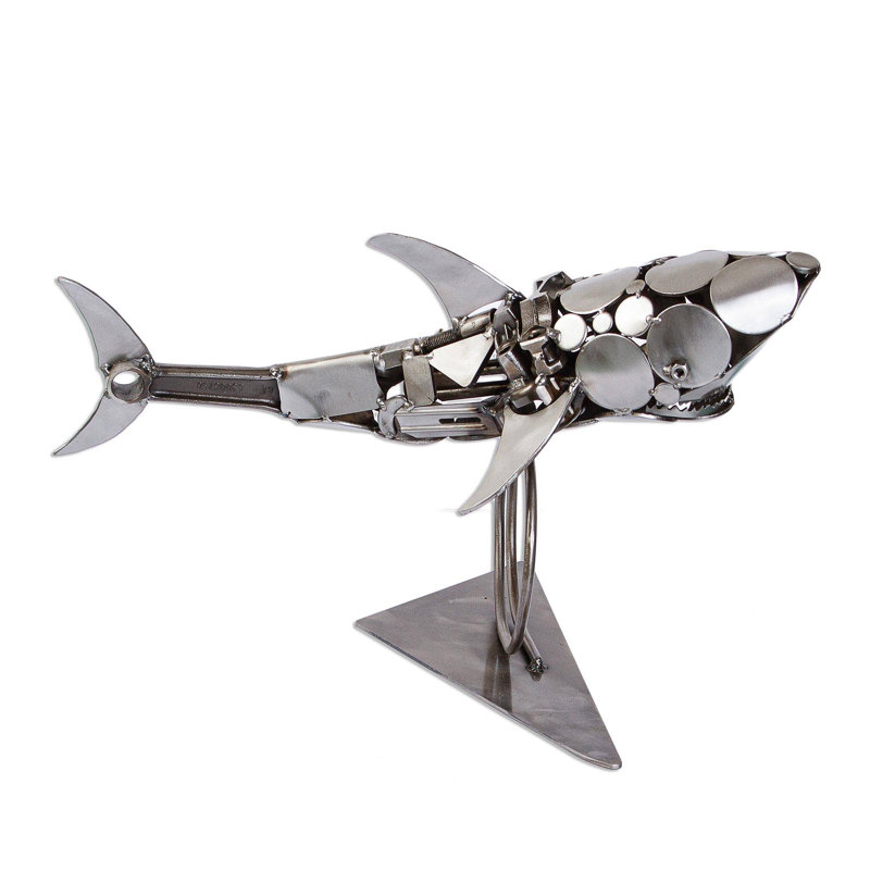 Sculpture Rosecliff Shark