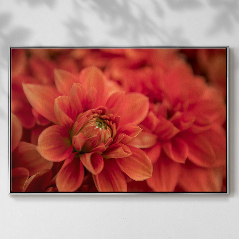 Printemps, impression sur toile tendue, H 41 po x l 27 po x P 2 po, Encadrement argenté